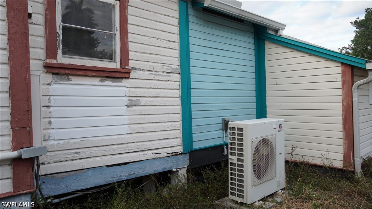 1809 Hough St Property Photo 15
