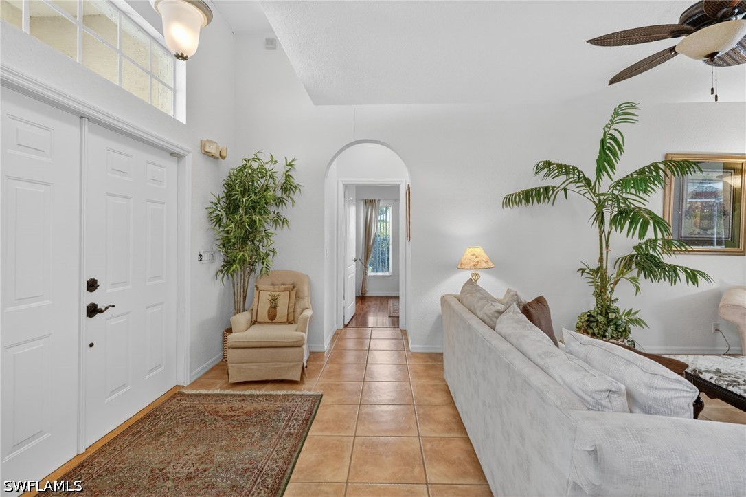 1954 Terrazzo Ln Property Photo 6