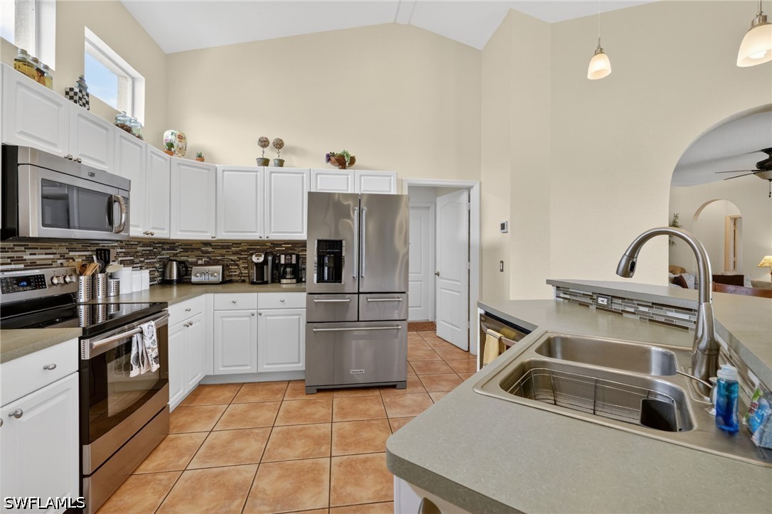 1954 Terrazzo Ln Property Photo 22