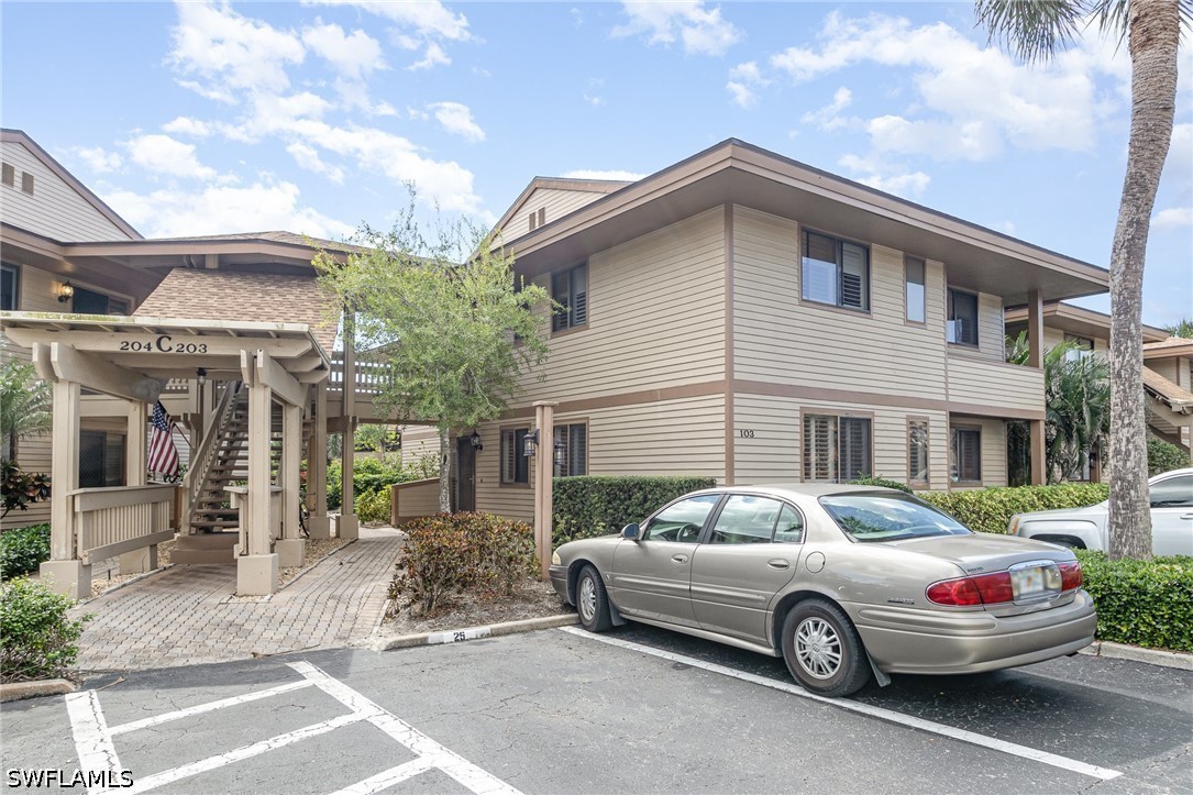 64 4th ST C103 Property Photo 1