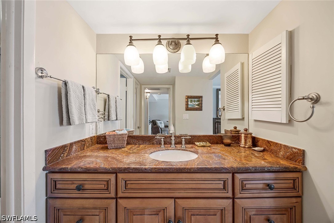 226014633 Property Photo 14