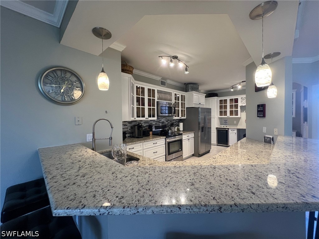 8125 Celeste Dr 5113 Property Photo 4