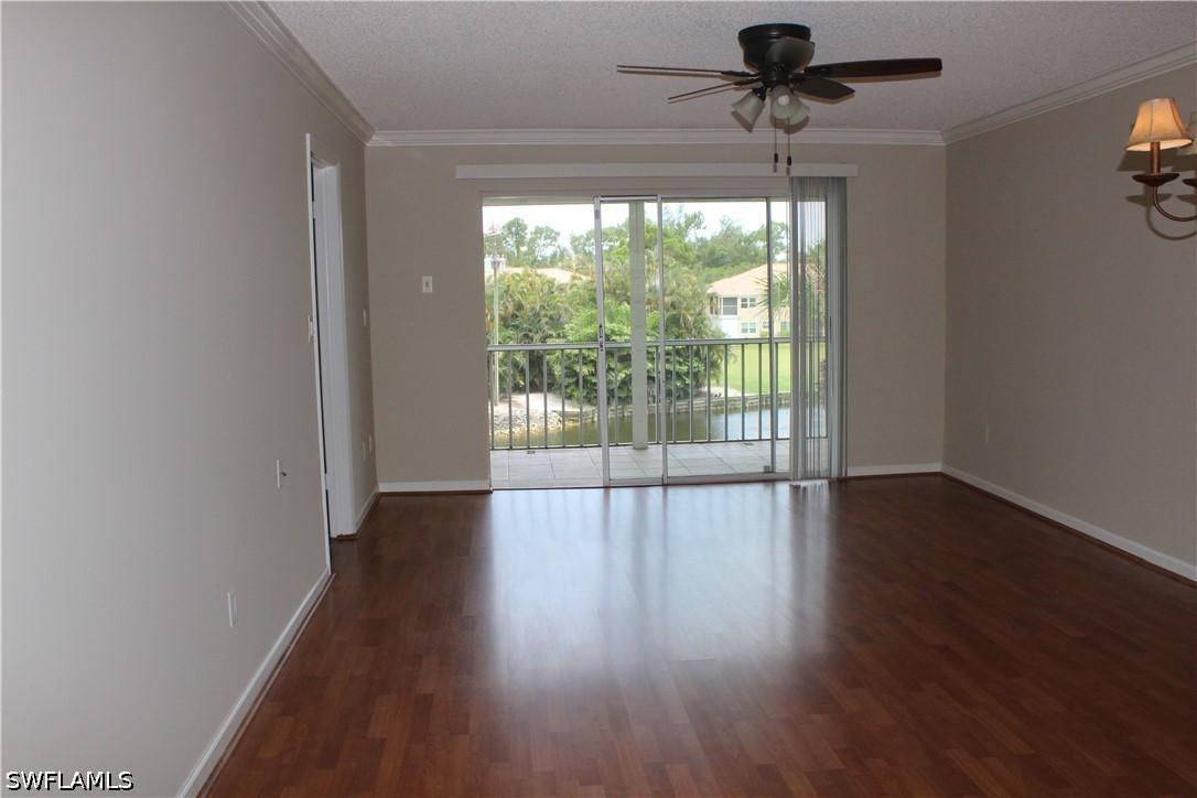 226014725 Property Photo 14