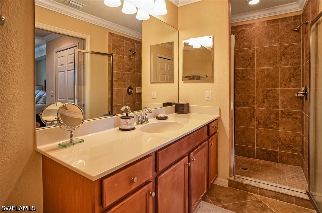 9727 Acqua Ct 425 Property Photo 11