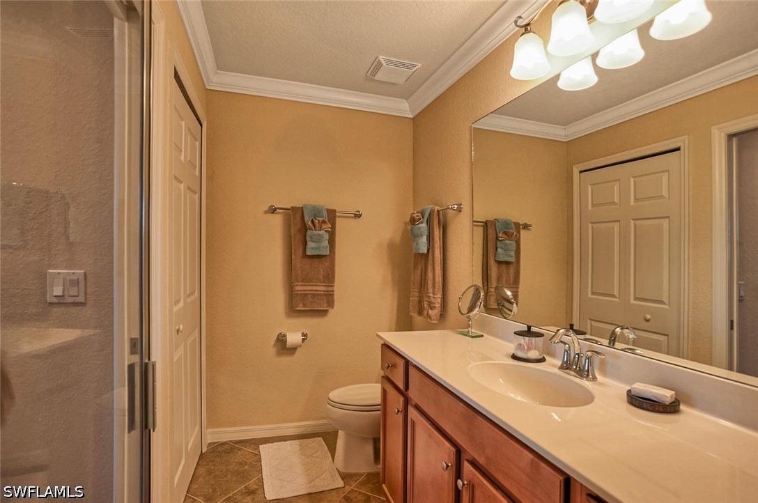 9727 Acqua Ct 425 Property Photo 12