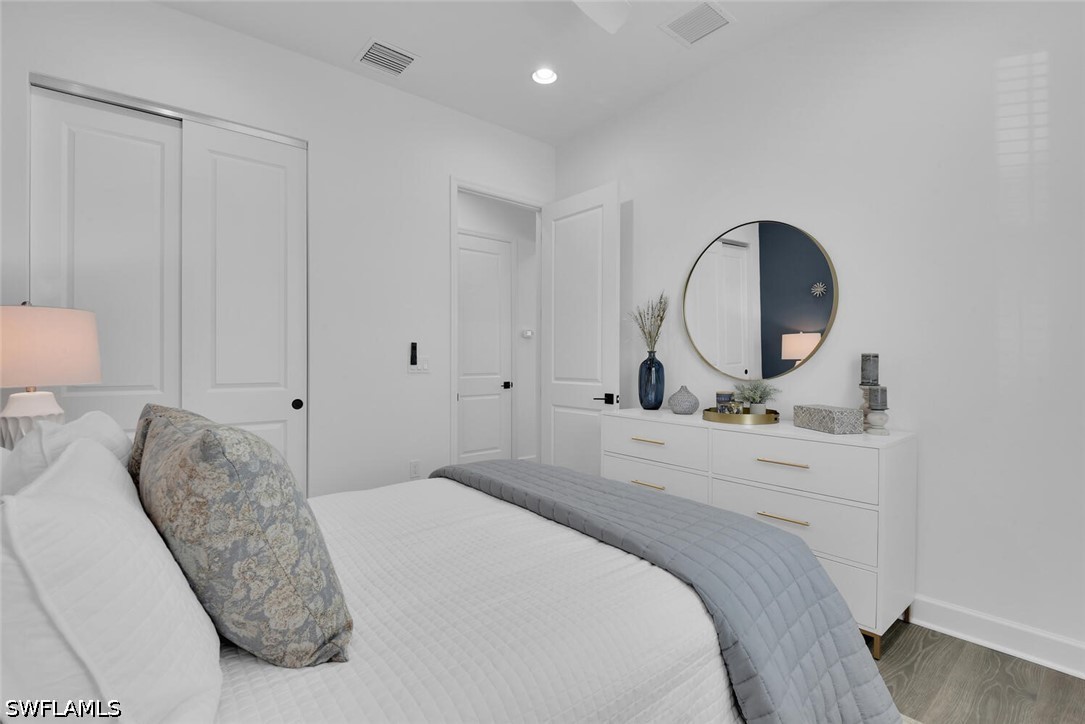 7242 Saona Ct Property Photo 12