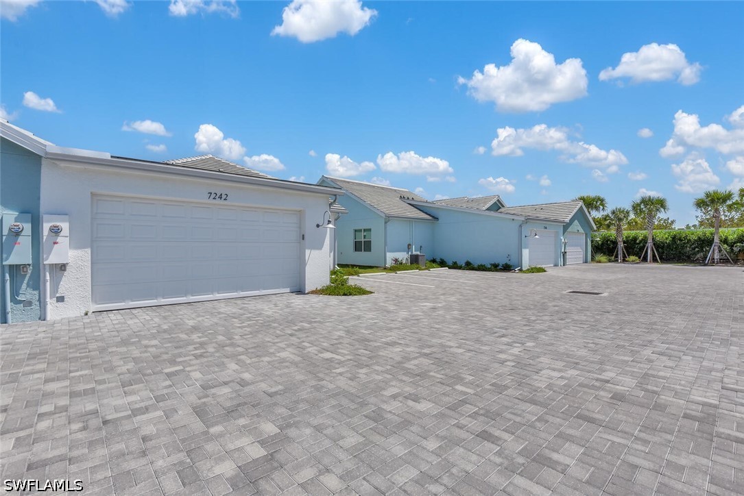 7242 Saona Ct Property Photo 21