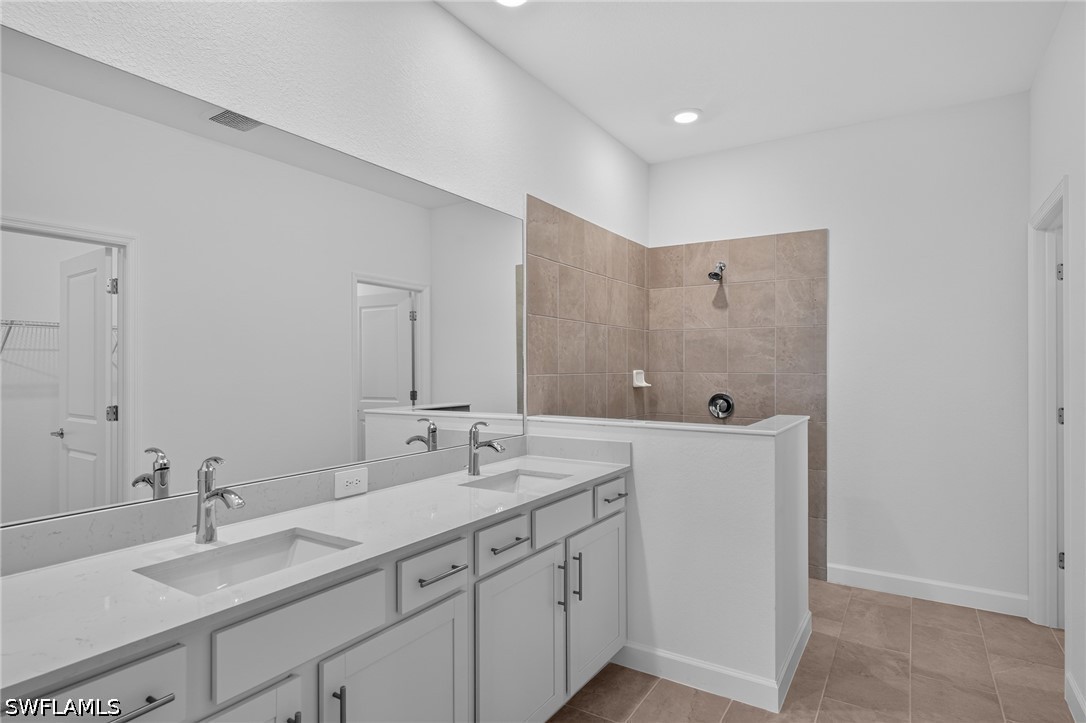 14855 Bluewater Rd Property Photo 17