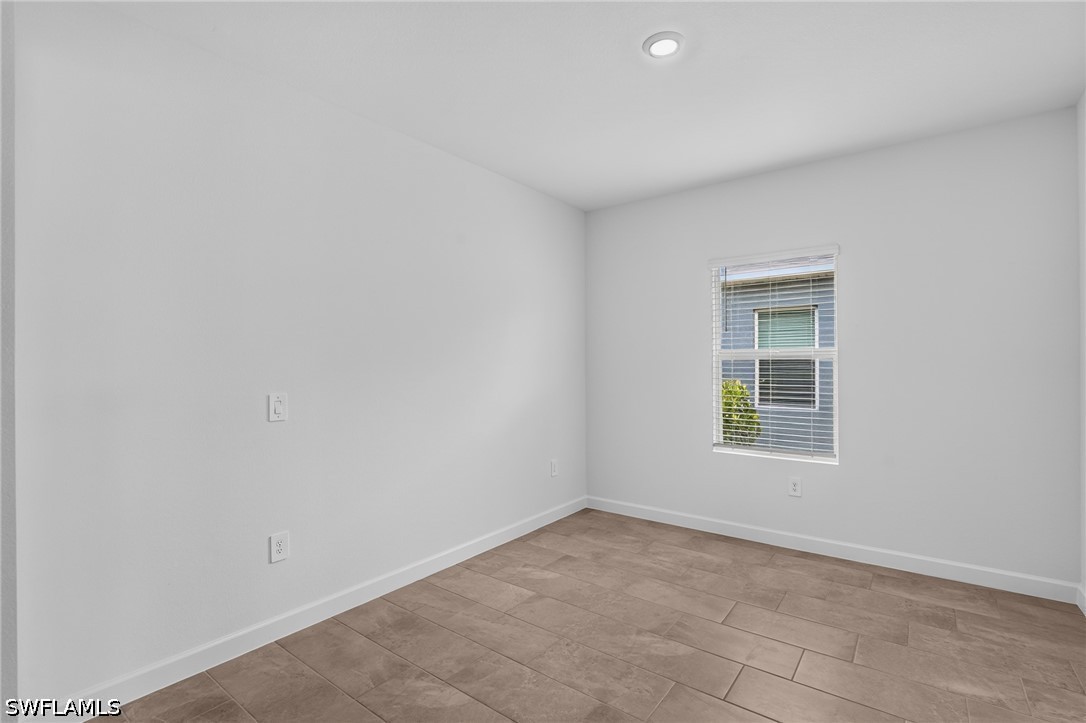 14855 Bluewater Rd Property Photo 18