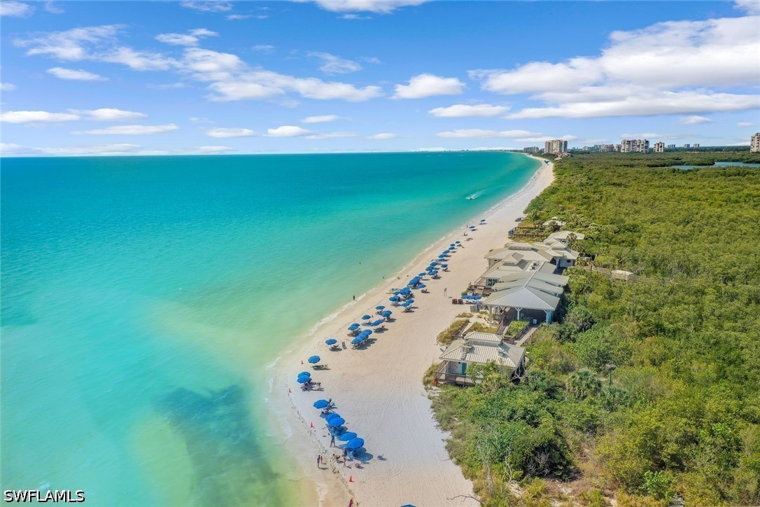 5817 Glencove DR 402