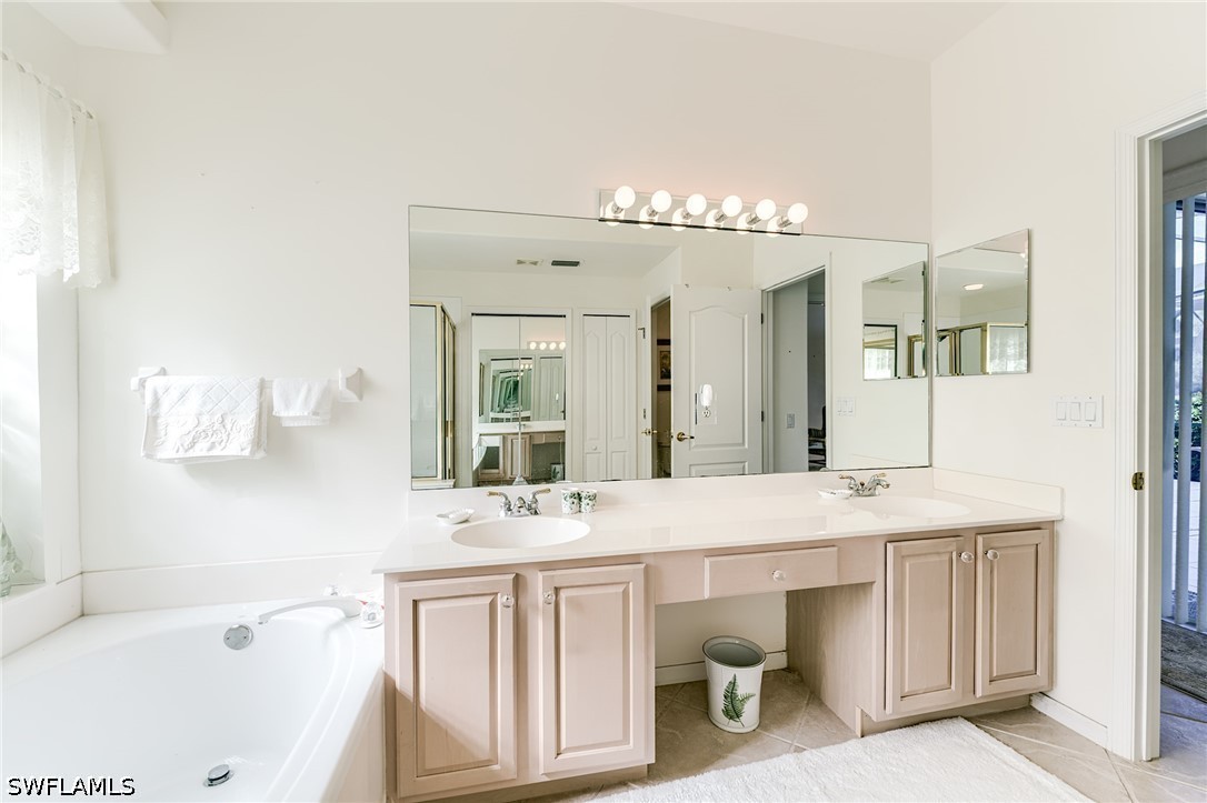 9156 Spring Run Blvd Property Photo 15