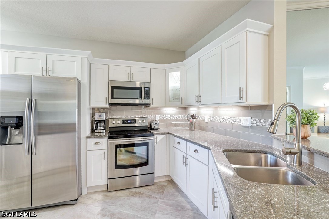 8385 Excalibur Cir G3 Property Photo 6