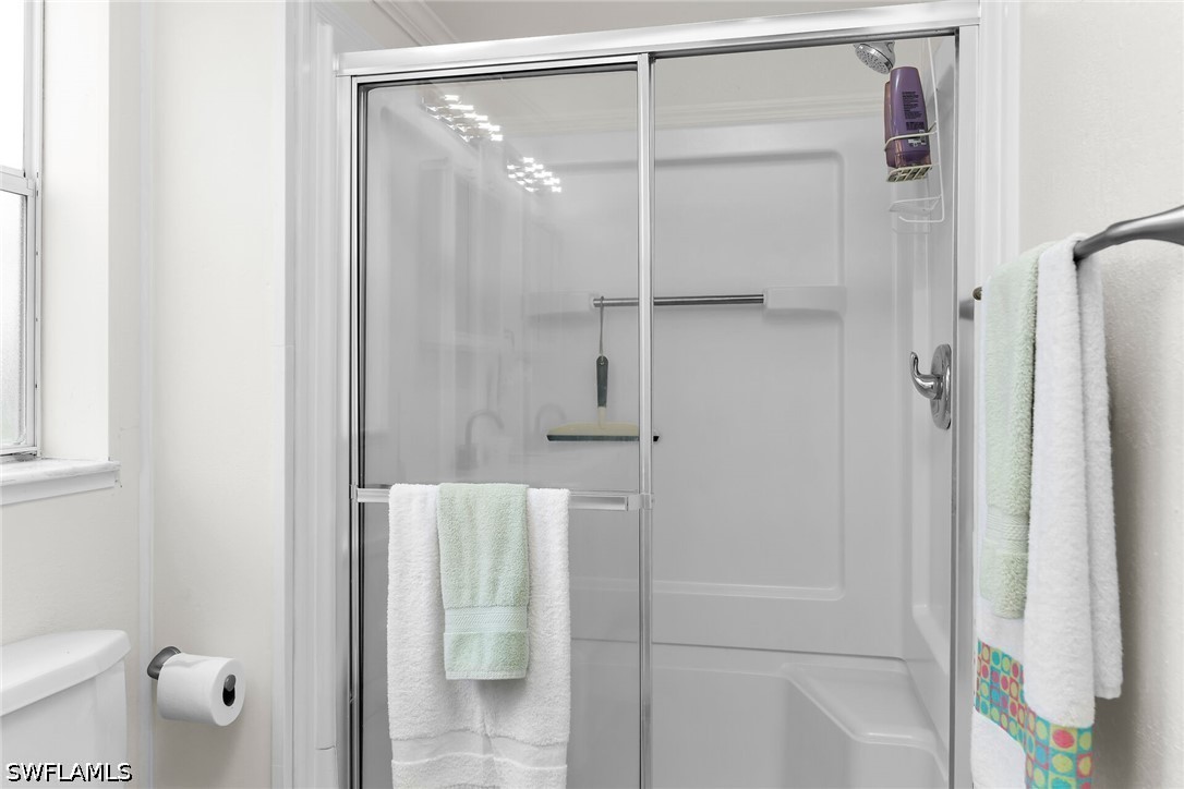 33 Monaco Ter Property Photo 17