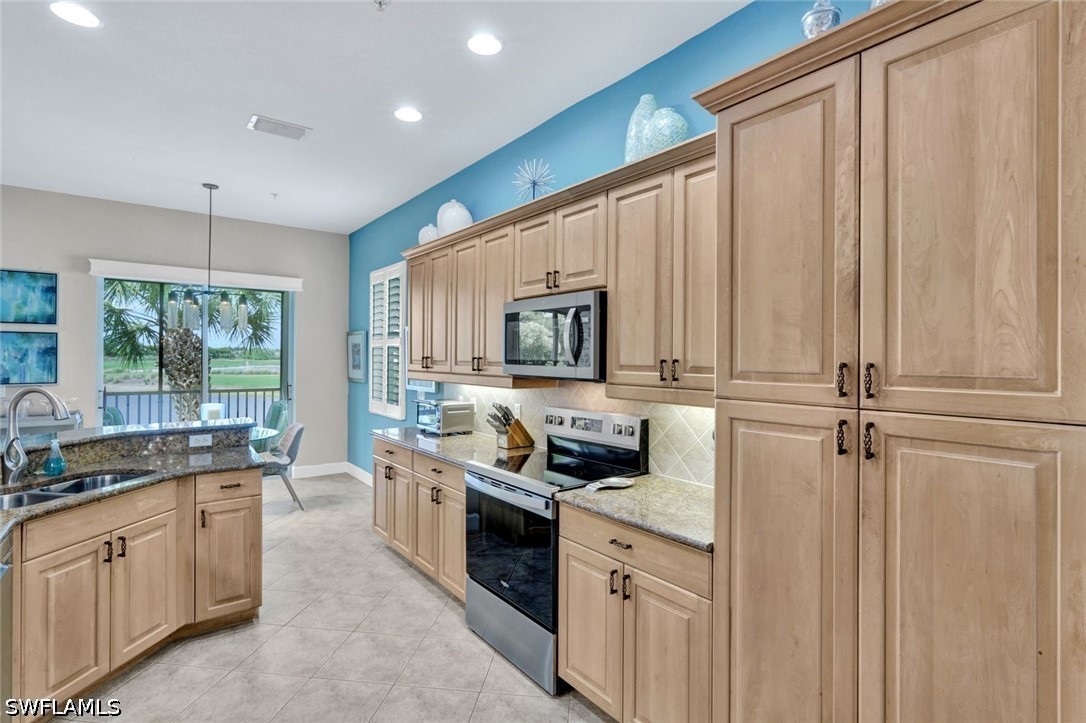 8755 Coastline Ct 202 Property Photo 11