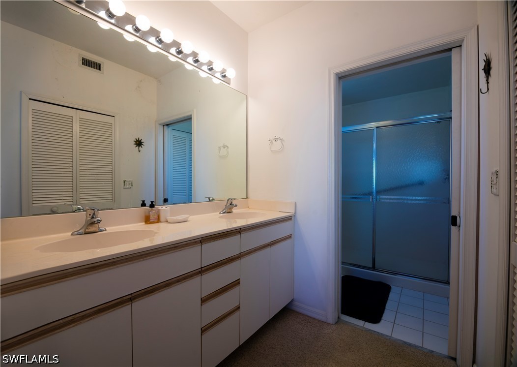 7104 Barrington Cir 3-102 Property Photo 9