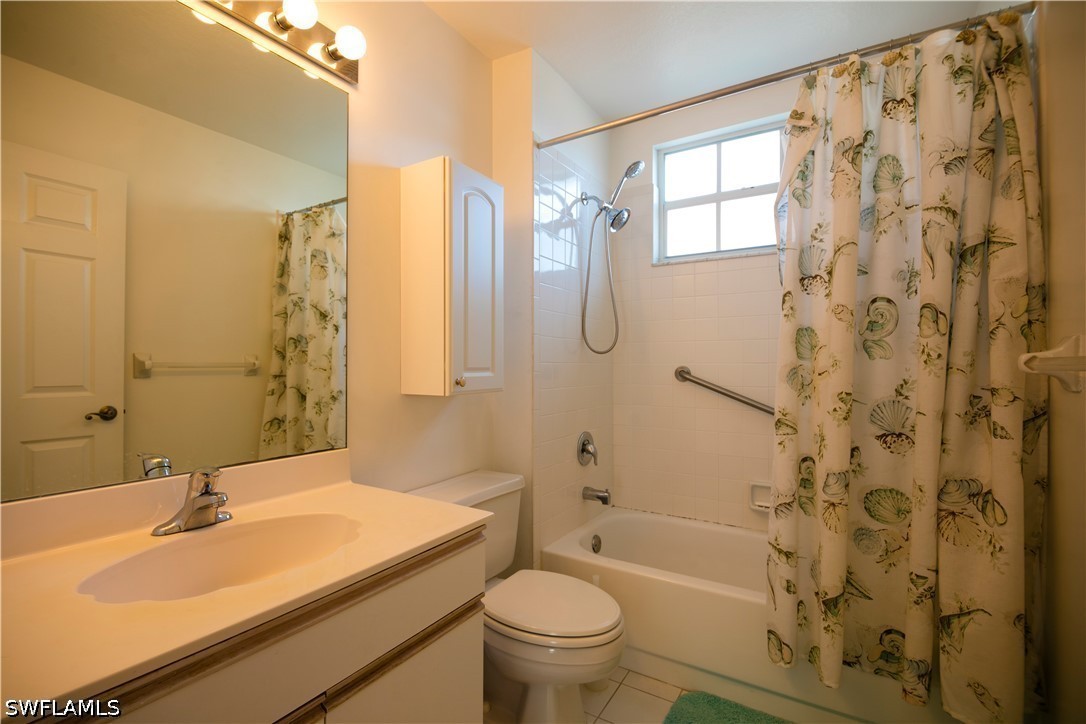 7104 Barrington Cir 3-102 Property Photo 12