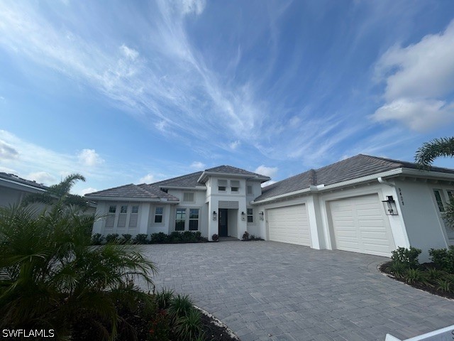 9408 Loquat Ln Property Photo 1