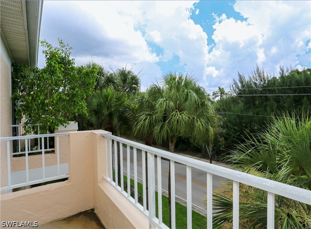 1044 Woodshire Ln B203 Property Photo 31