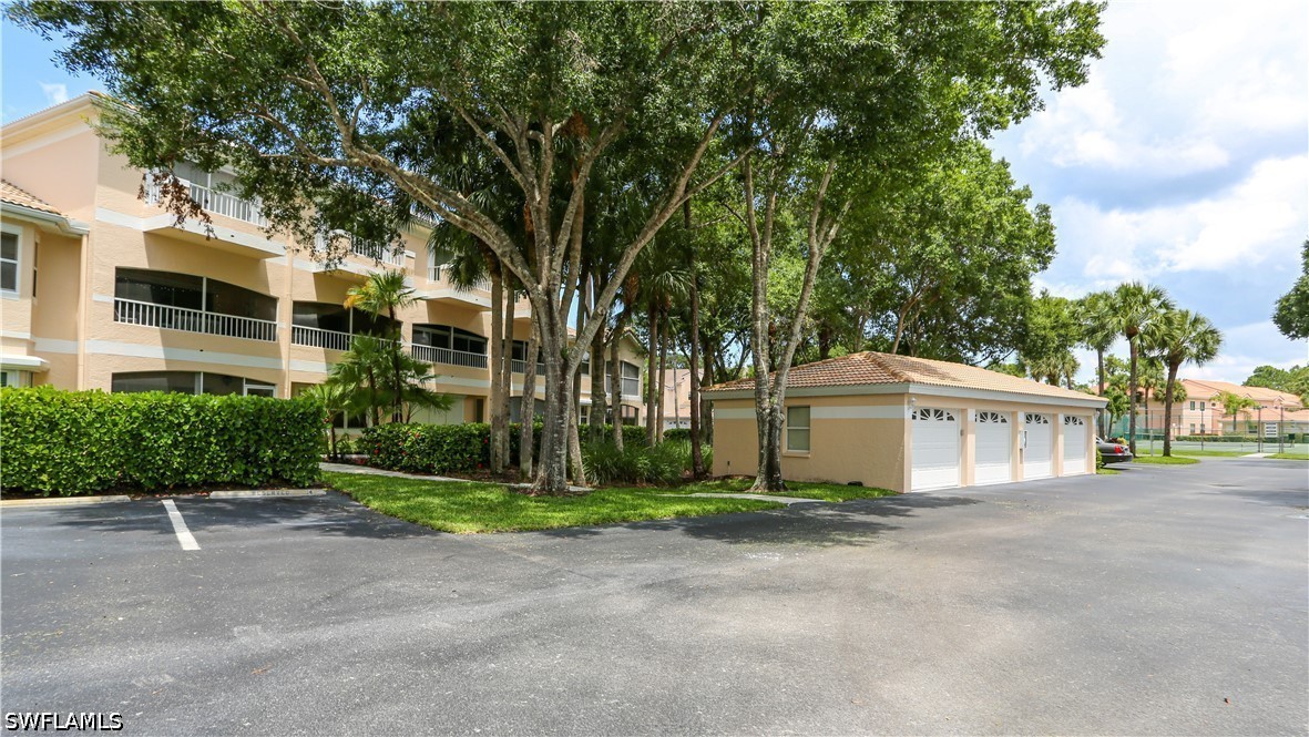 1044 Woodshire Ln B203 Property Photo 37