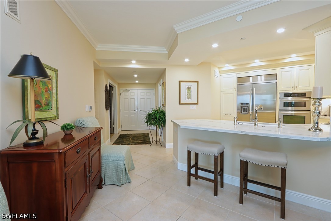 60 Seagate Dr 402 Property Photo 10