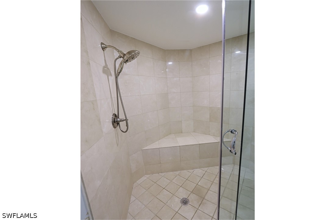 60 Seagate Dr 402 Property Photo 16