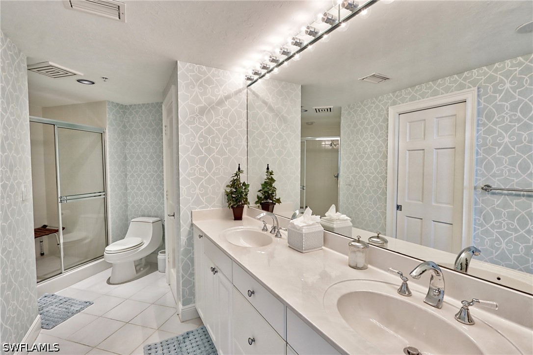 60 Seagate Dr 402 Property Photo 19