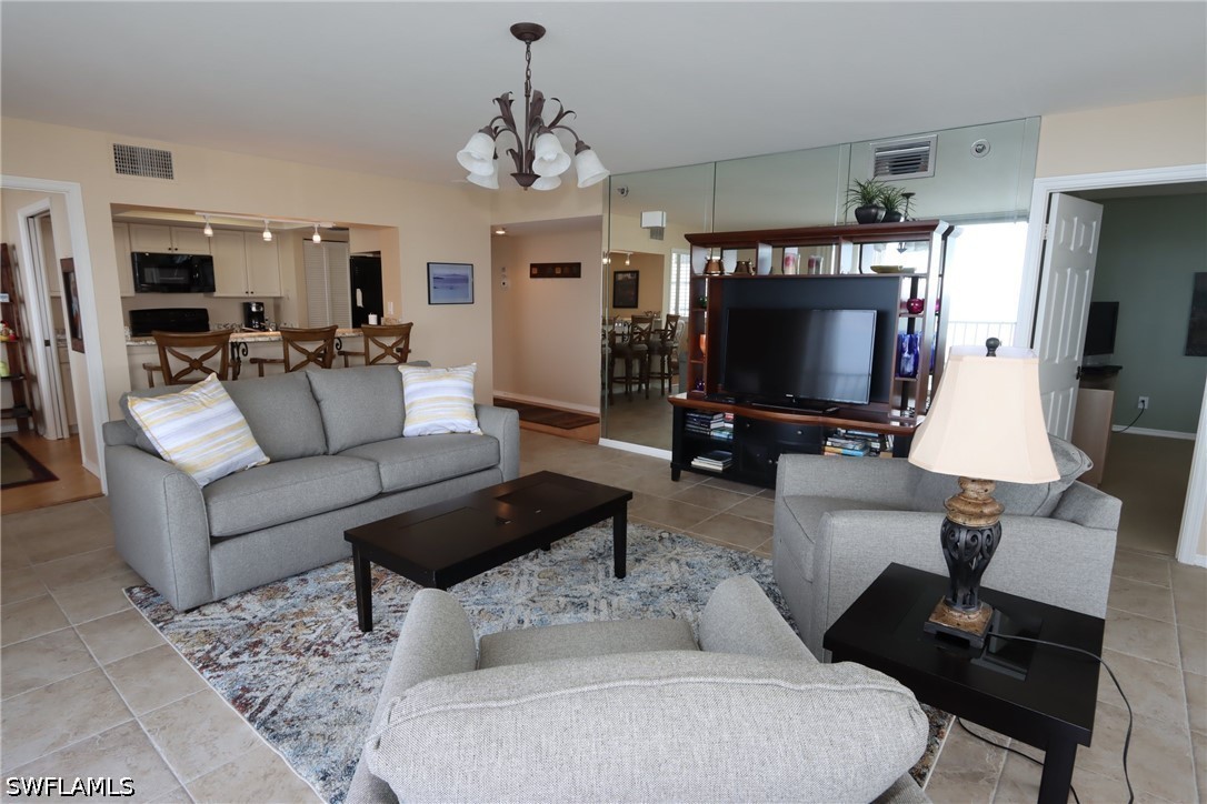 5550 Heron Point Dr 2004 Property Photo 7