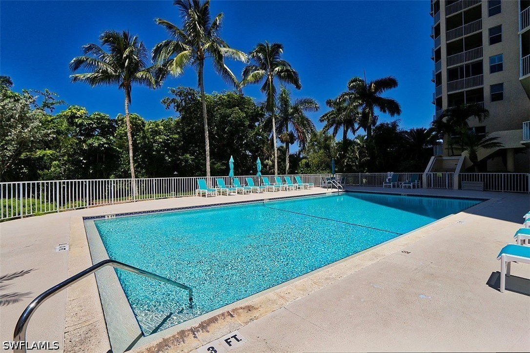 5550 Heron Point Dr 2004 Property Photo 26