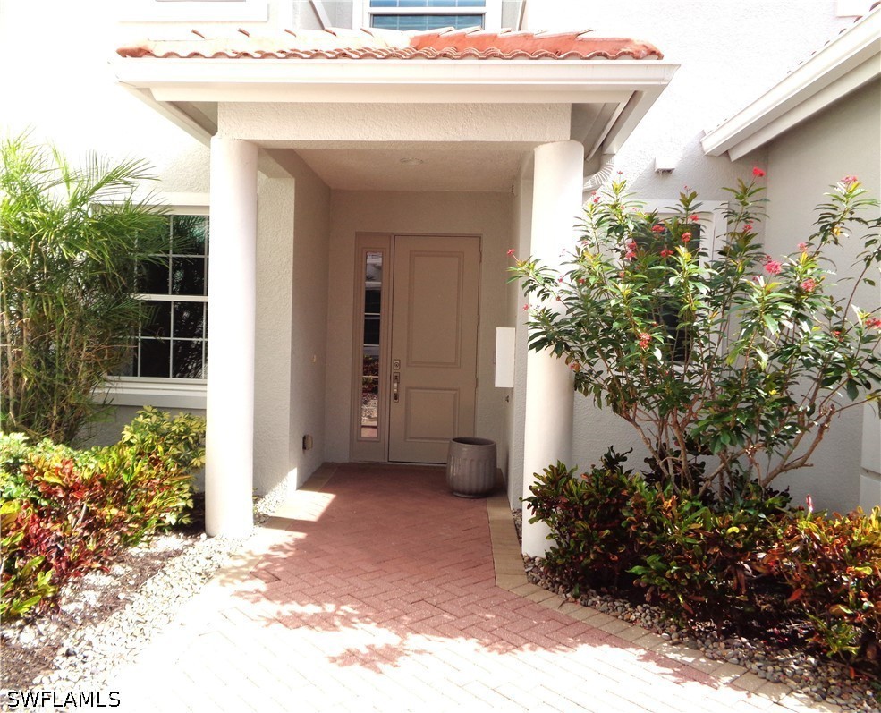 575 El Camino Real 6 Property Photo 1