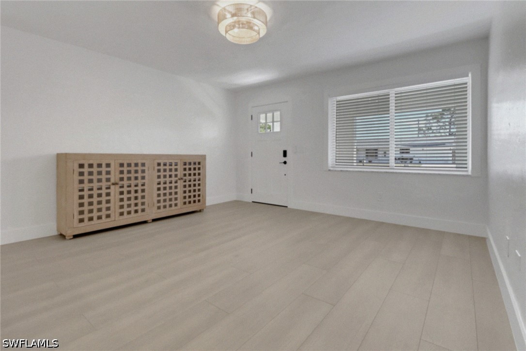 4525 Fluvia Ave Property Photo 7