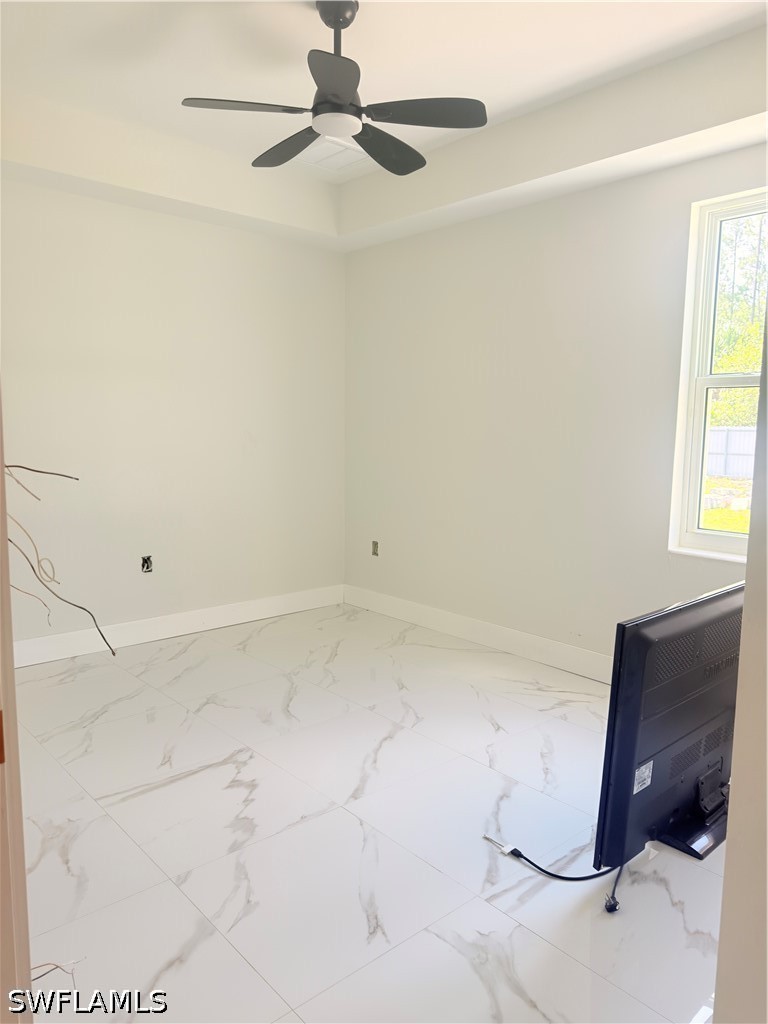 226015809 Property Photo 7