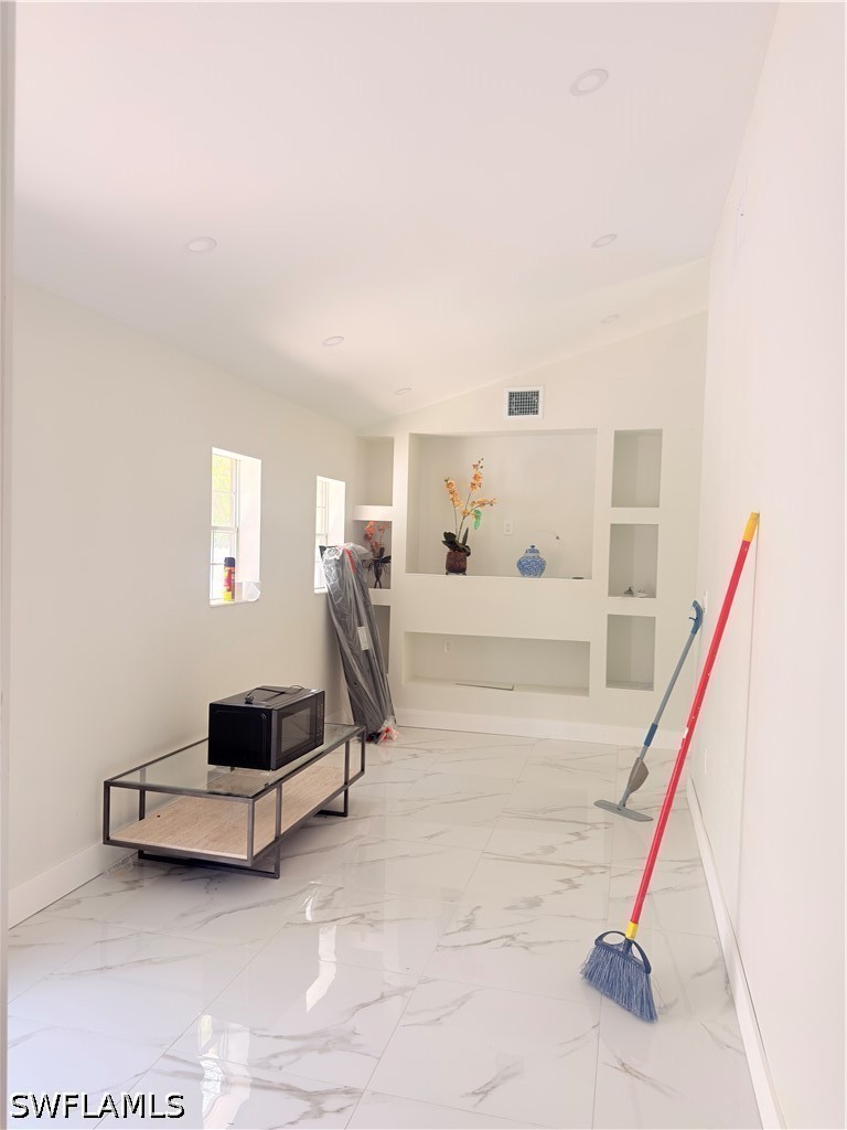 226015809 Property Photo 15