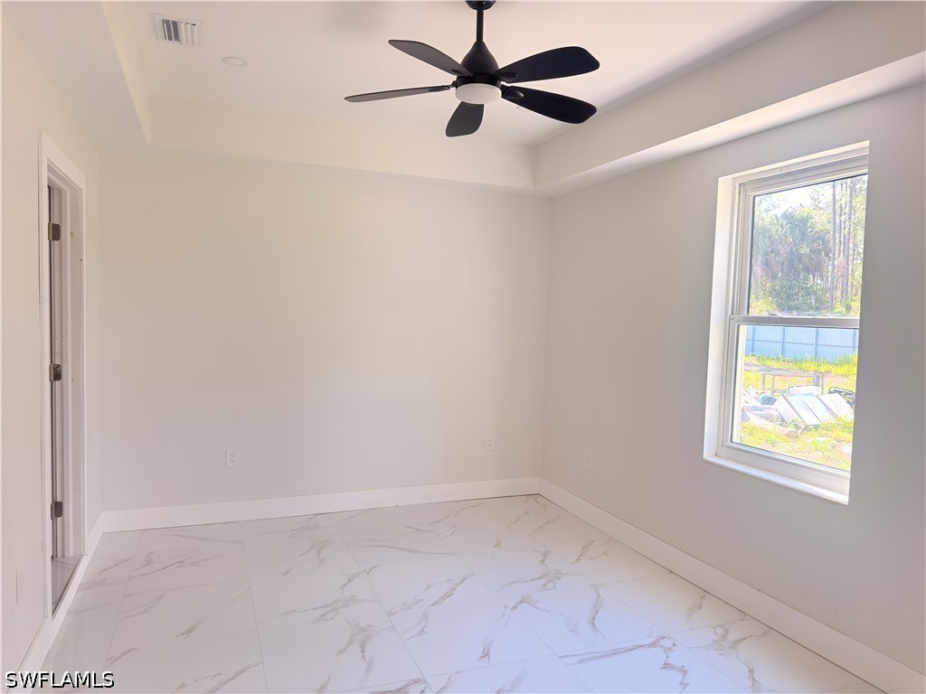 226015809 Property Photo 19