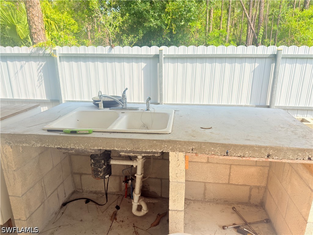 226015809 Property Photo 29