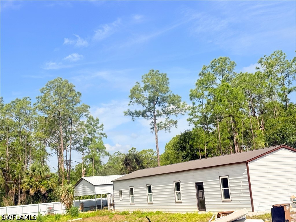 226015809 Property Photo 33