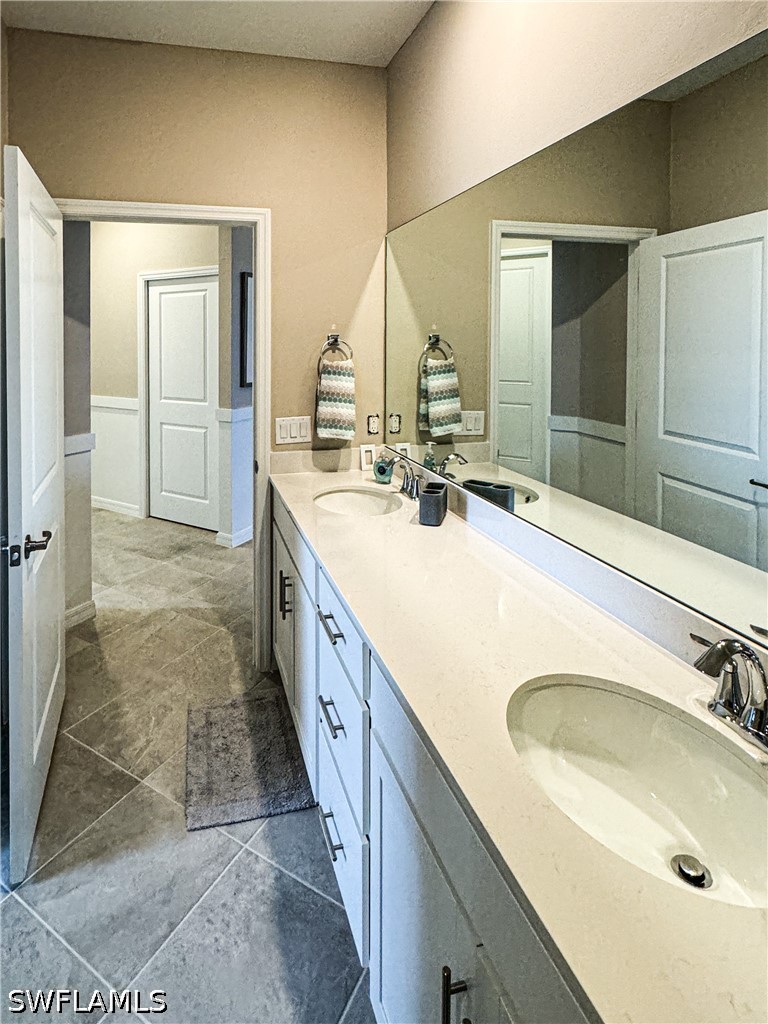 5651 Double Eagle Cir 4338 Property Photo 16