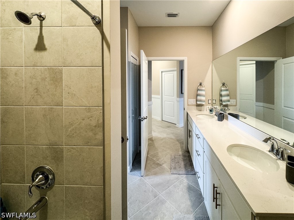 5651 Double Eagle Cir 4338 Property Photo 17
