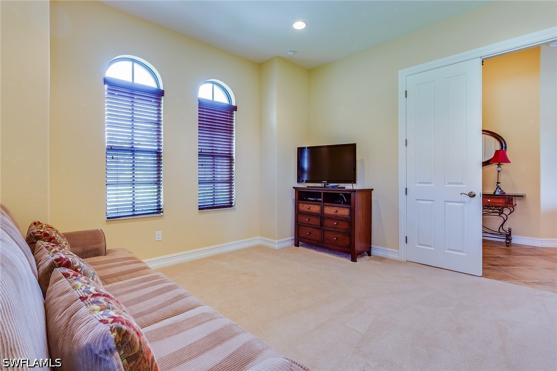 7771 Cottesmore Dr Property Photo 17