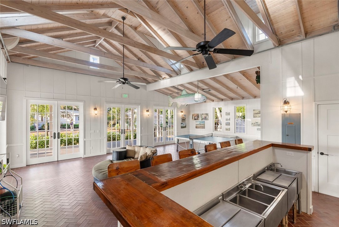 X Burgess Island Property Photo 9