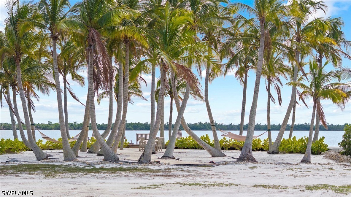 X Burgess Island Property Photo 19