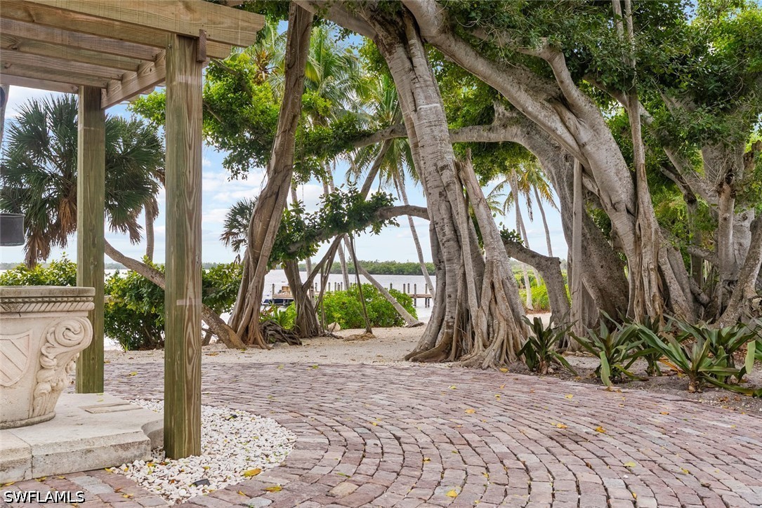 X Burgess Island Property Photo 30