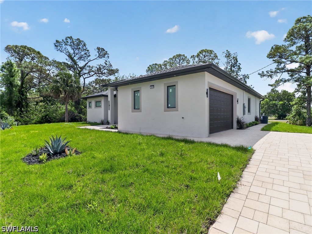 2009 Dixie Way Property Photo 4