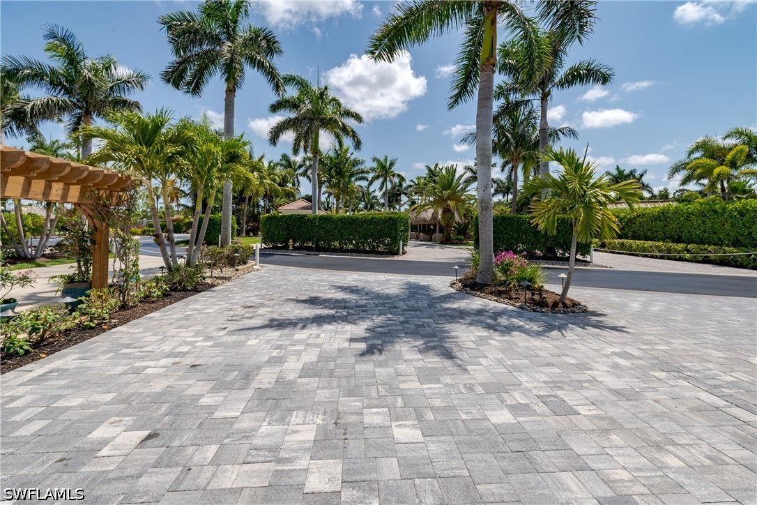 13617 Snapper Ln Property Photo 15