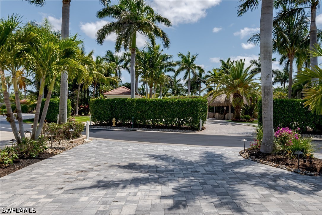 13617 Snapper Ln Property Photo 16