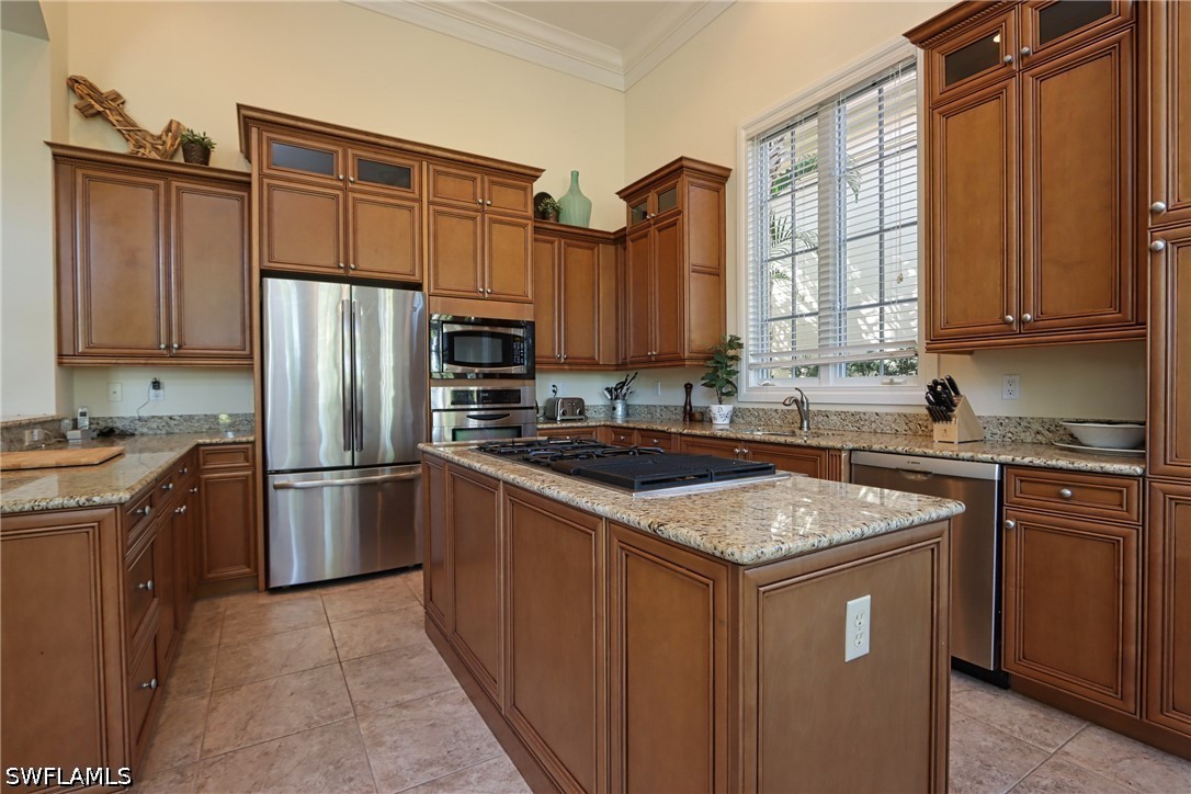 9799 Bay Property Photo 5