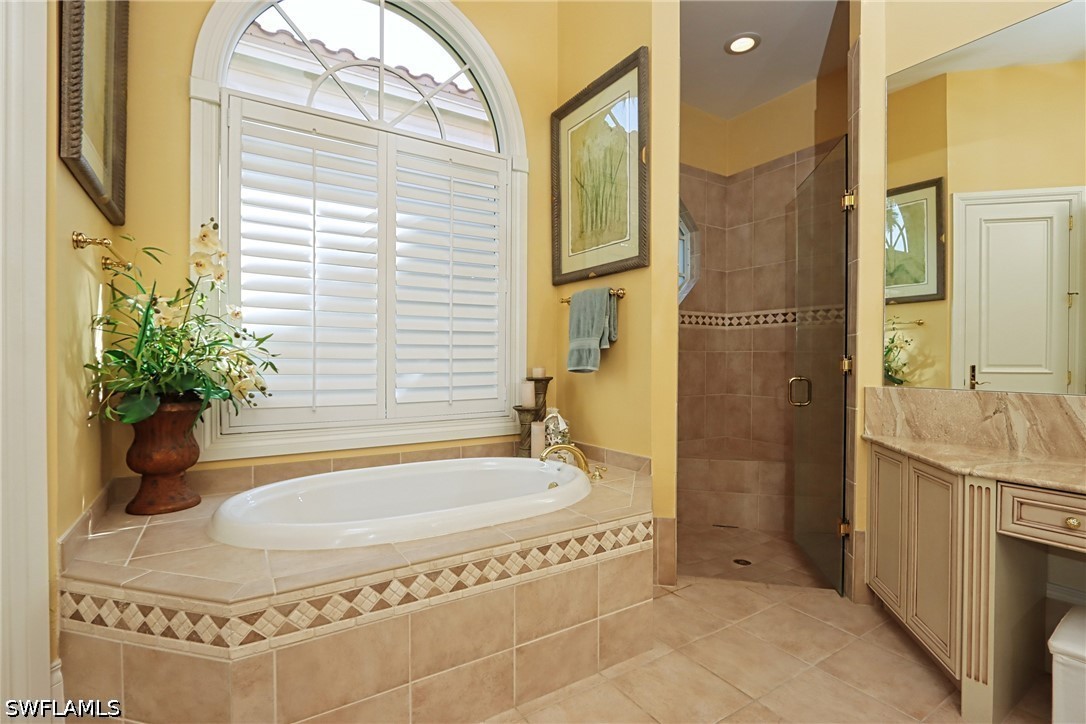 9799 Bay Property Photo 12