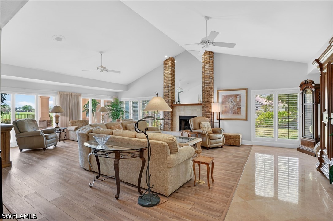 16031 Forest Oaks Dr Property Photo 4