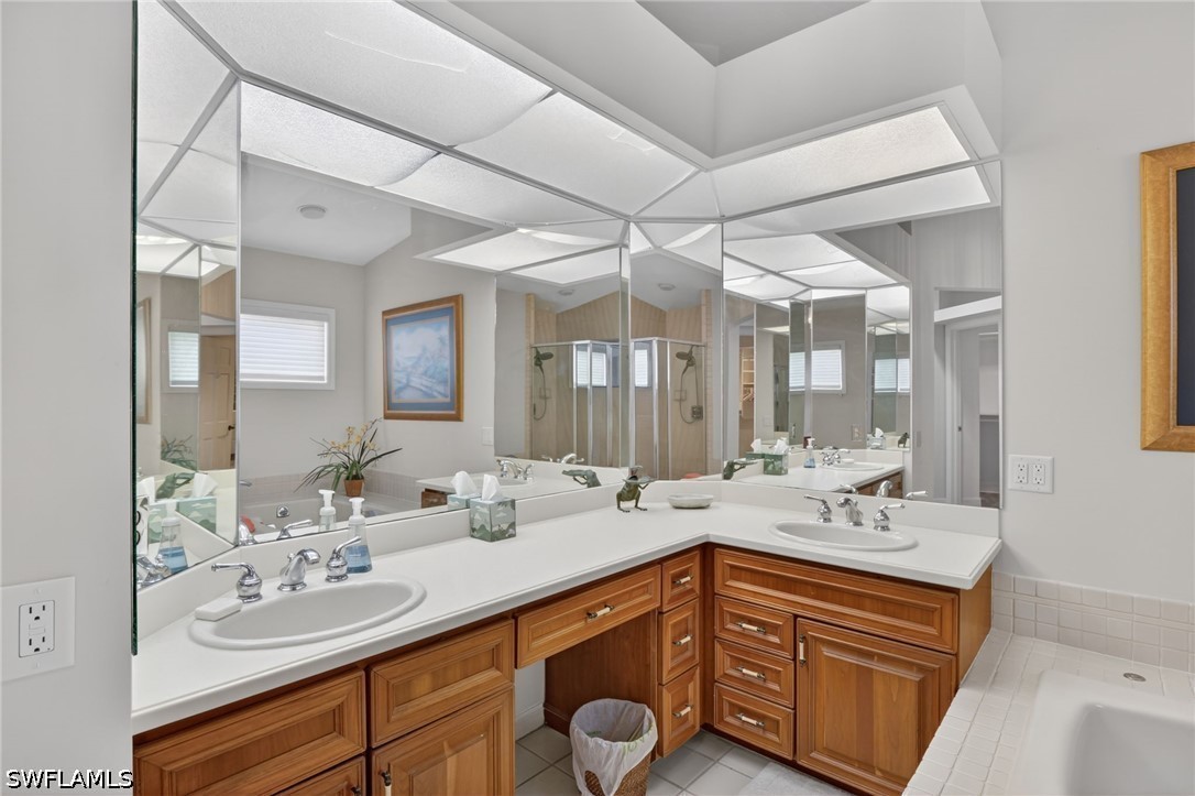 16031 Forest Oaks Dr Property Photo 23