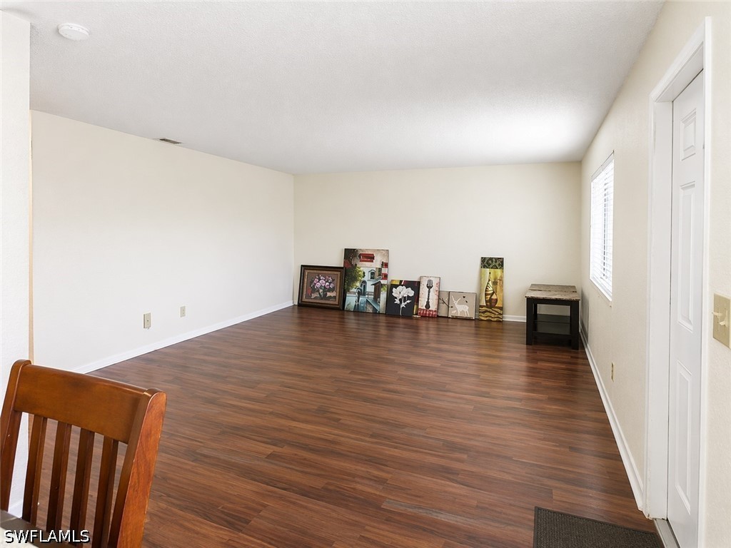 4615 Bayshore Dr E8 Property Photo 3