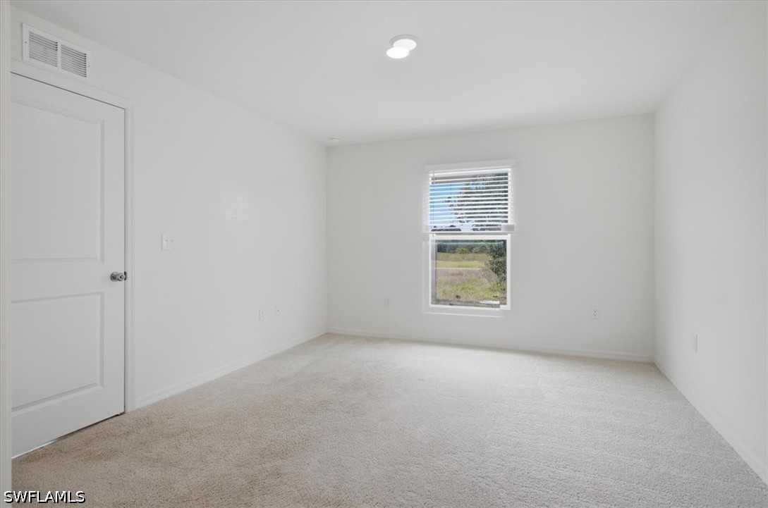 1144 Ebert St E Property Photo 24